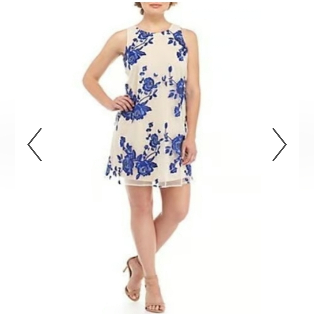 EUC EMBROIDERED SHIFT DRESS